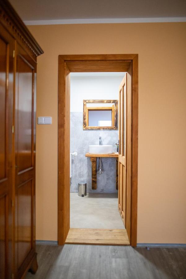 Pension Vyhlídka Klásterec nad Ohrí Exterior foto